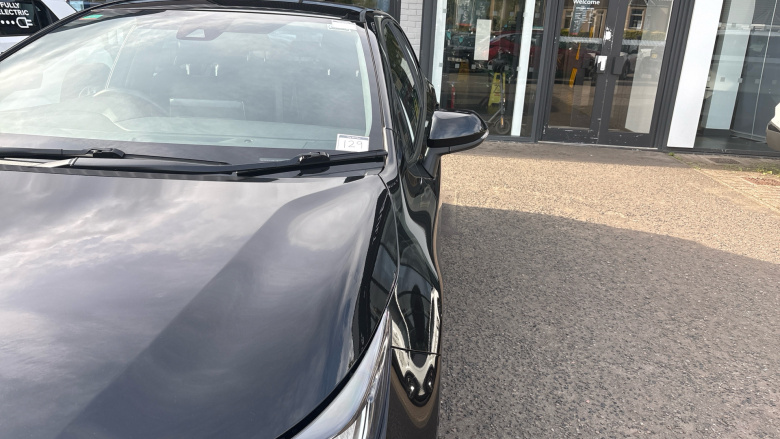 Toyota Corolla 1.8 VVT-i Hybrid Icon Tech 5dr CVT Hybrid Hatchback